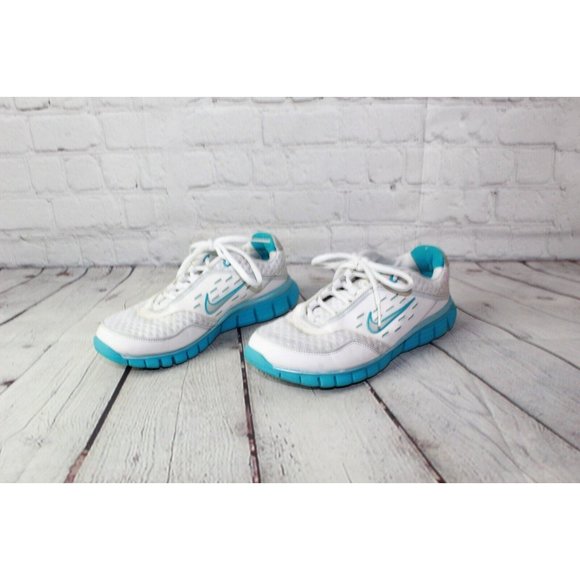 Nike White Leather Mesh Low Top Lace-up Sneakers Shoes Size 6 - Picture 2 of 9